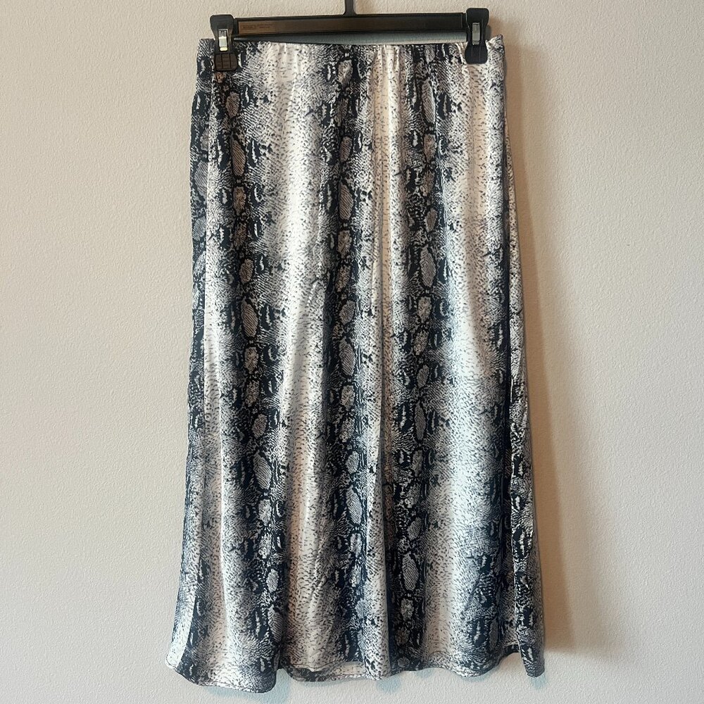 WD.NY Black, Gray, and White Striped Snakeskin Midi Skirt 100% Polyester Size 8